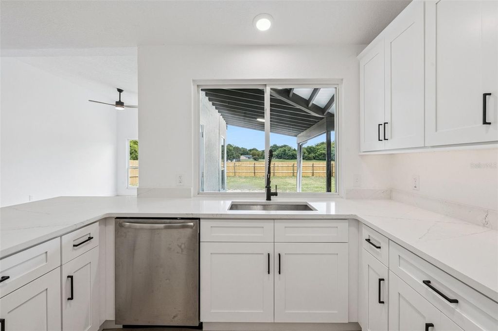 Image 12 of property listing at 5021 LOG WAGON ROAD, Ocoee, FL 34761