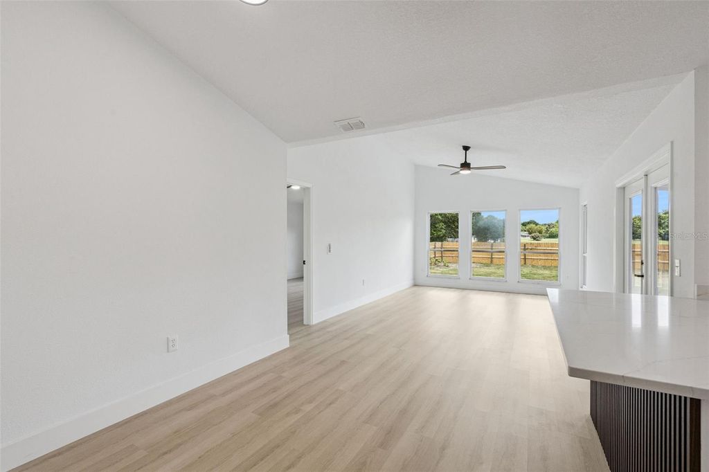 Image 9 of property listing at 5021 LOG WAGON ROAD, Ocoee, FL 34761