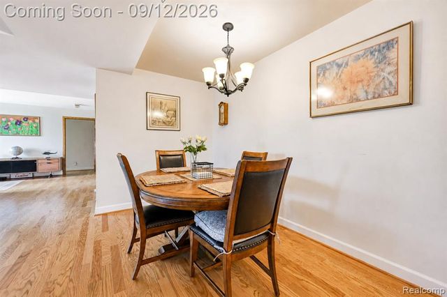 43050 12 Oaks Crescent Drive 4055, Novi, MI 48377