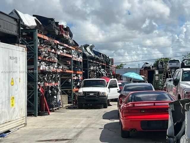 NW 47th St, Miami, FL 33142