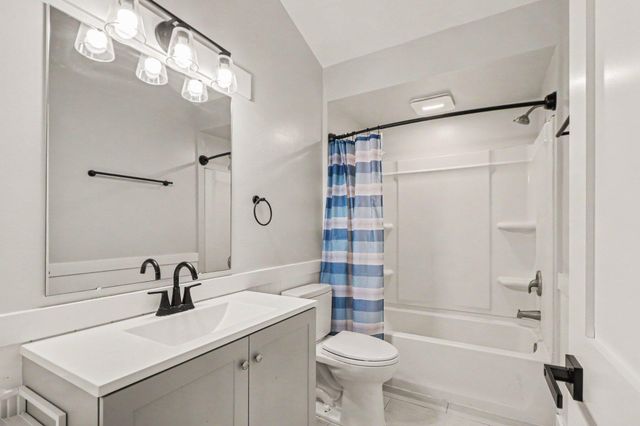 206 Oberreich Street, La Porte, IN 46350
