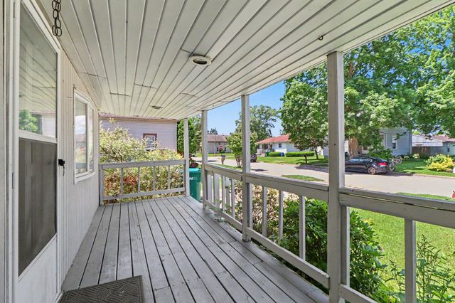 206 Oberreich Street, La Porte, IN 46350