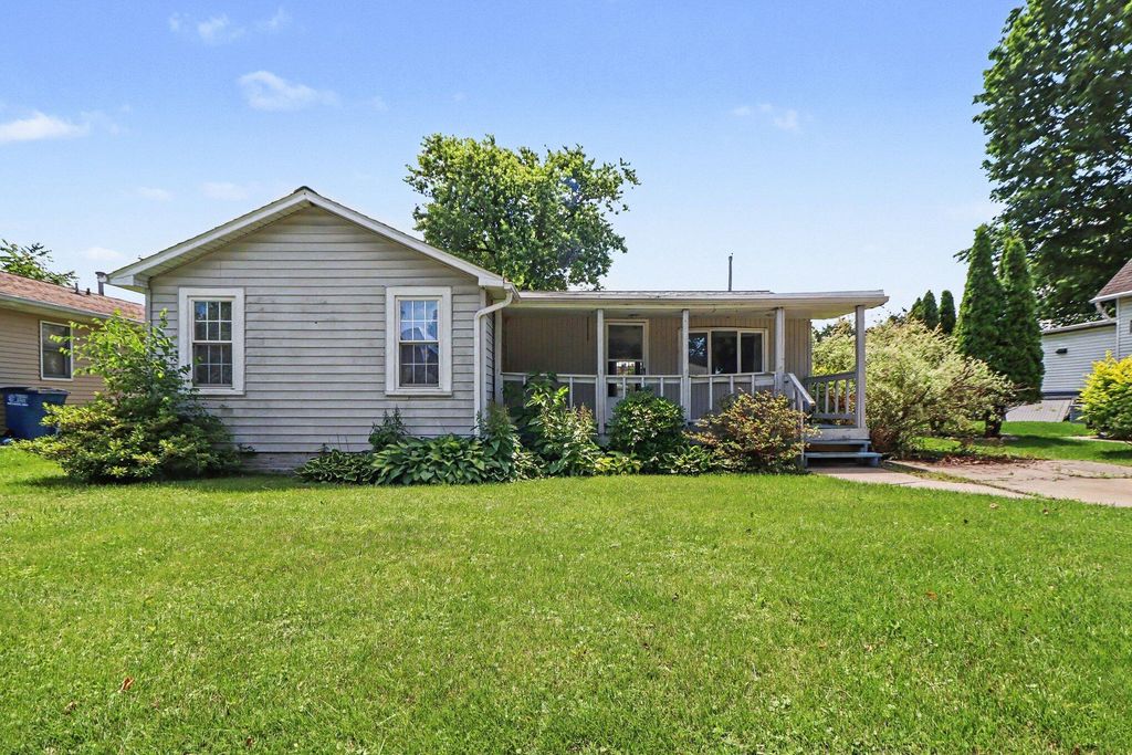 206 Oberreich Street, La Porte, IN 46350