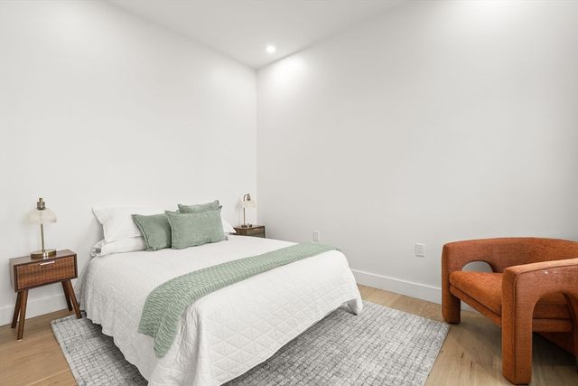 47 Condor PH3, Boston, MA 02128