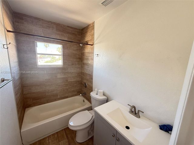 236 SW 10th Avenue B, Miami, FL 33130