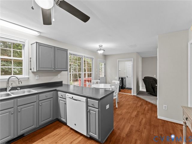 5112 Cane Mill Ln, Chesterfield, VA 23236