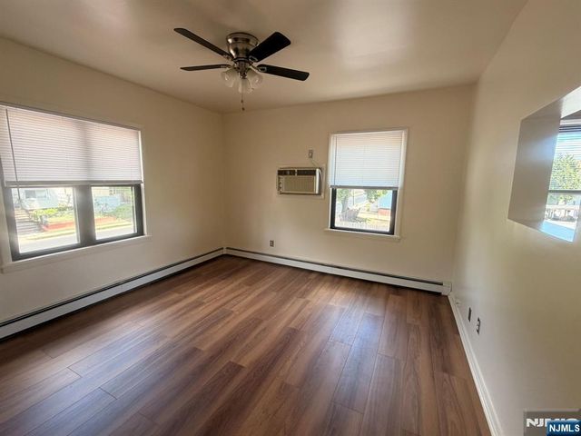 17 Winant Avenue, Ridgefield Park, NJ 07660