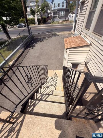 17 Winant Avenue, Ridgefield Park, NJ 07660