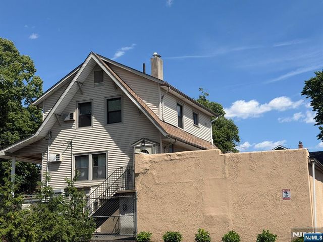 17 Winant Avenue, Ridgefield Park, NJ 07660
