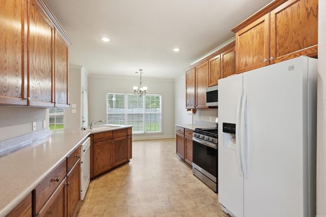 8 Fredonia Court, Mayflower, AR 72106
