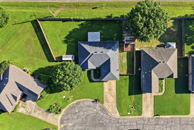 8 Fredonia Court, Mayflower, AR 72106
