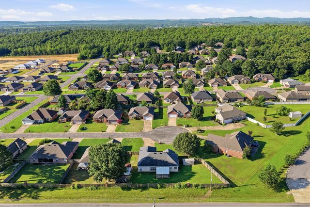 8 Fredonia Court, Mayflower, AR 72106