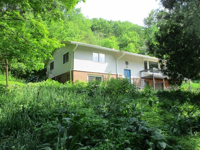 E4579 County Road GG, Hillpoint, WI 53937