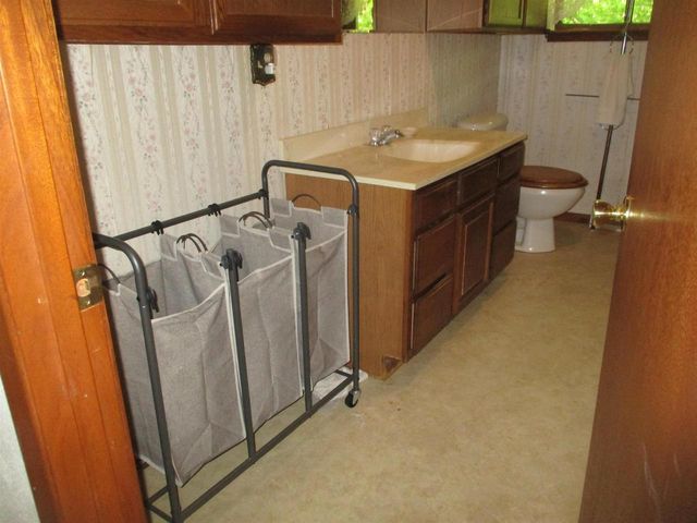E4579 County Road GG, Hillpoint, WI 53937