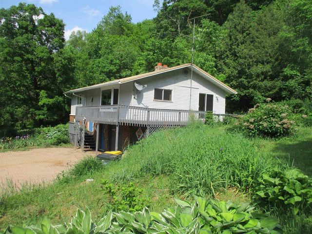 E4579 County Road GG, Hillpoint, WI 53937