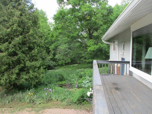 E4579 County Road GG, Hillpoint, WI 53937