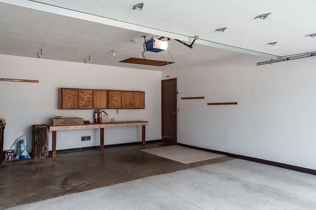 6225 BROWNS Parkway, Loves Park, IL 61111