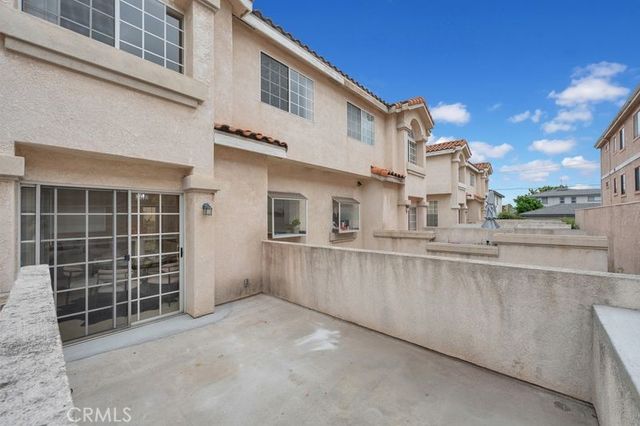 132 N Atlantic Blvd A, Alhambra, CA 91801