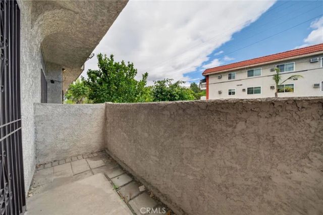 13243 Vanowen 2, North Hollywood, CA 91605