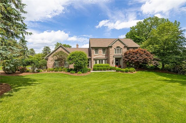 15 Sunrise Park, Pittsford, NY 14534