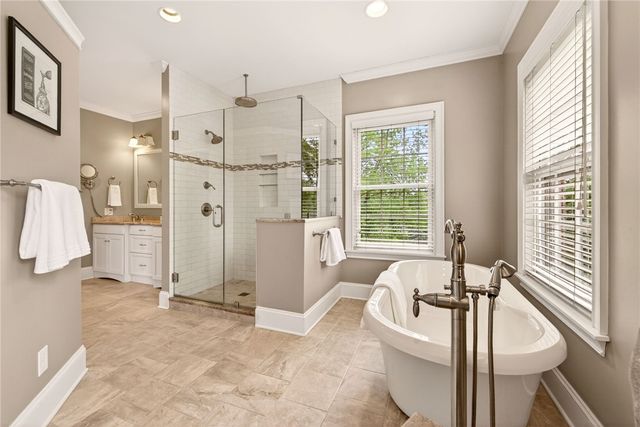 15 Sunrise Park, Pittsford, NY 14534
