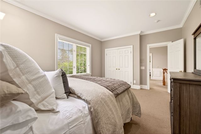 15 Sunrise Park, Pittsford, NY 14534