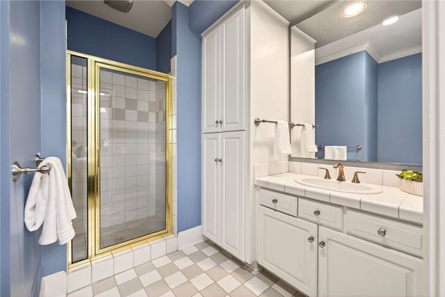 15 Sunrise Park, Pittsford, NY 14534