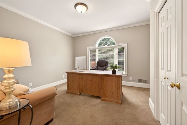 15 Sunrise Park, Pittsford, NY 14534