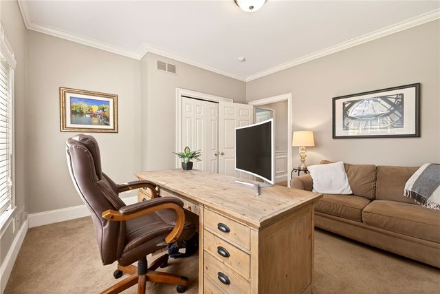 15 Sunrise Park, Pittsford, NY 14534
