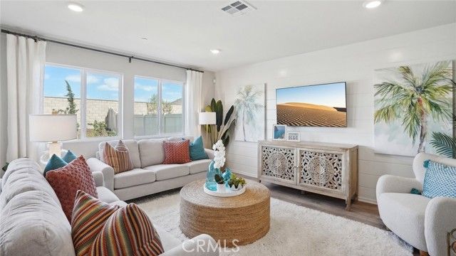 31167 Southern Oak Drive, Winchester, CA 92596