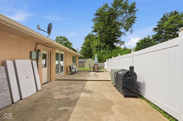 9940 W Sunset Lane, Elwood, IN 46036