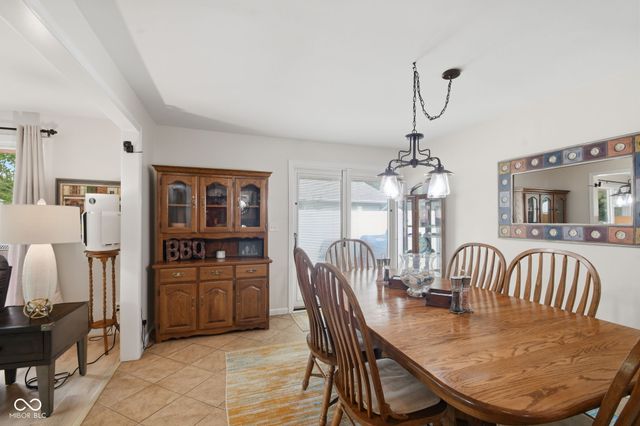 9940 W Sunset Lane, Elwood, IN 46036