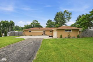 9940 W Sunset Lane, Elwood, IN 46036