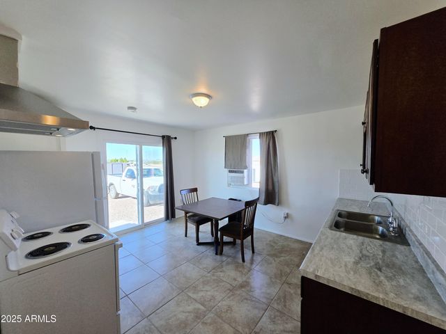 34233 W Sahuaro Street, Tonopah, AZ 85354