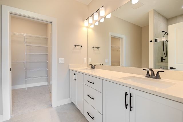 120 NW Ashley Court, Waukee, IA 50263