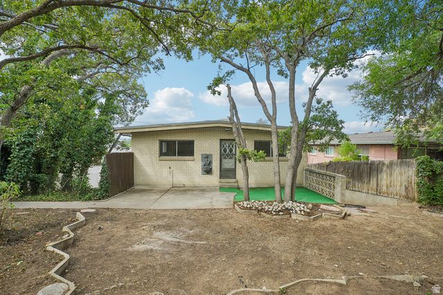 1865 S FOOTHILL DR, Salt Lake City, UT 84108