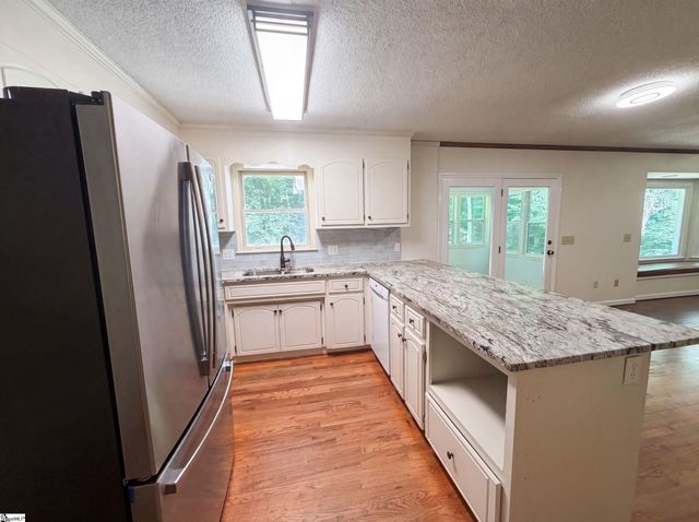 335 Dill Circle, Landrum, SC 29356