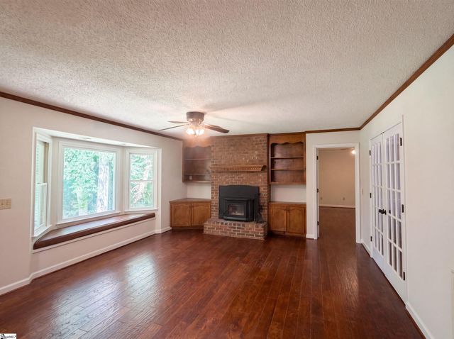 335 Dill Circle, Landrum, SC 29356