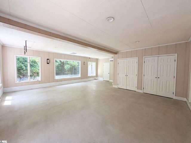 335 Dill Circle, Landrum, SC 29356