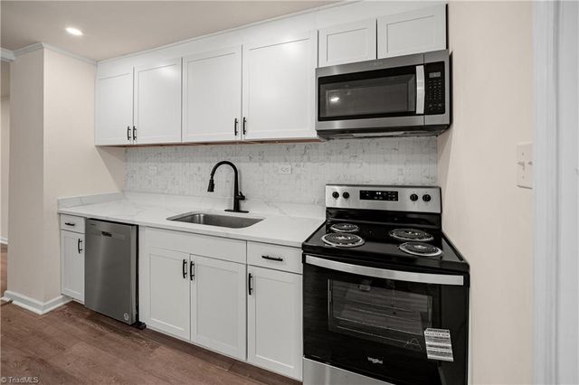 1422 Valley Ridge Drive, High Point, NC 27260