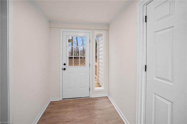 1422 Valley Ridge Drive, High Point, NC 27260