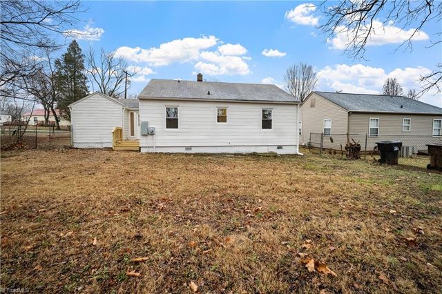 1422 Valley Ridge Drive, High Point, NC 27260