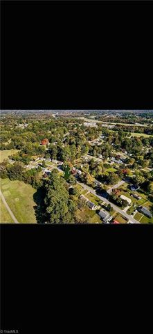 1422 Valley Ridge Drive, High Point, NC 27260