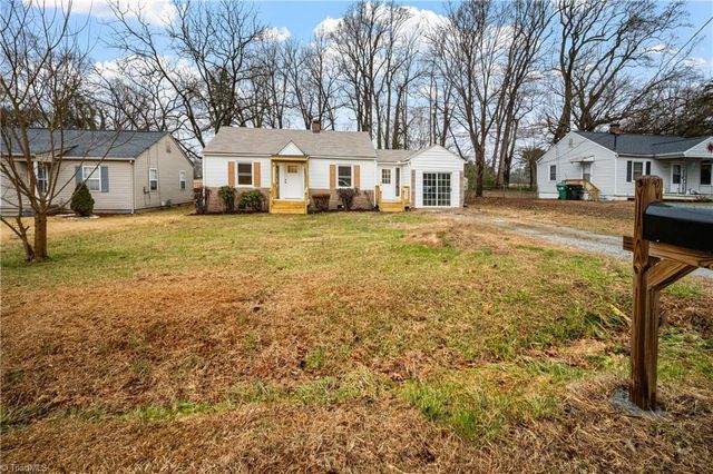 1422 Valley Ridge Drive, High Point, NC 27260