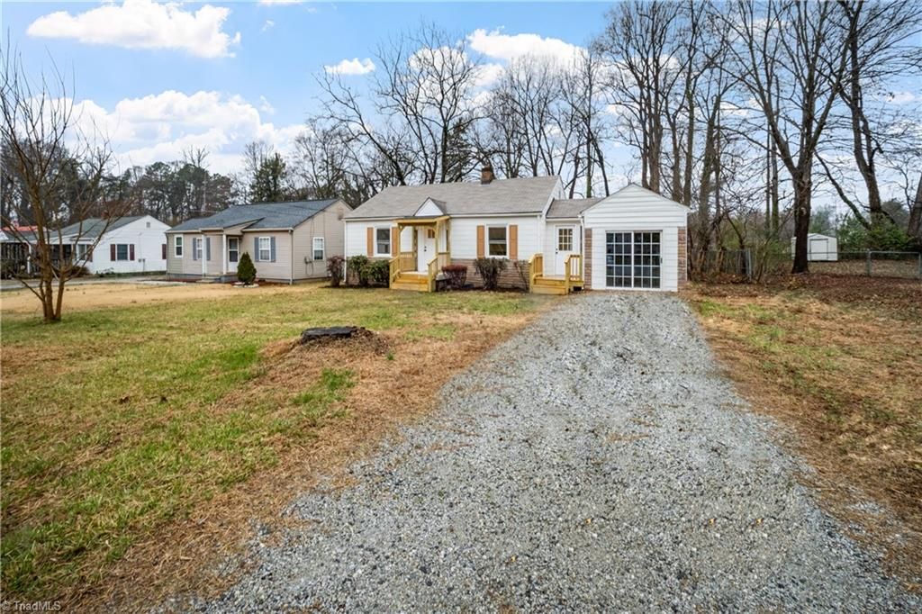 1422 Valley Ridge Drive, High Point, NC 27260