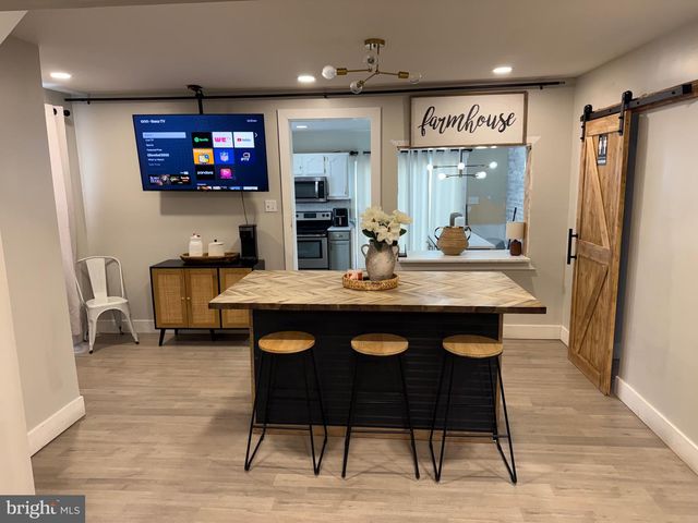 30 OVERINGTON AVE, Clementon, NJ 08021