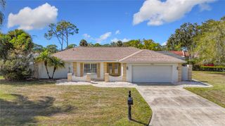 3522 FERNDELL, Sarasota, FL 34235