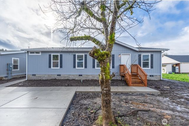 601 Helton Street, Castle Rock, WA 98611