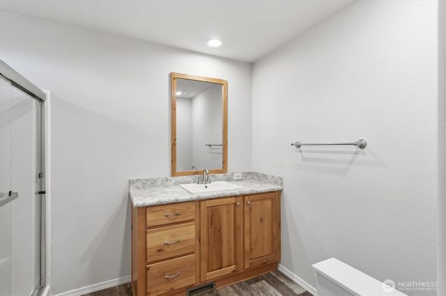 601 Helton Street, Castle Rock, WA 98611