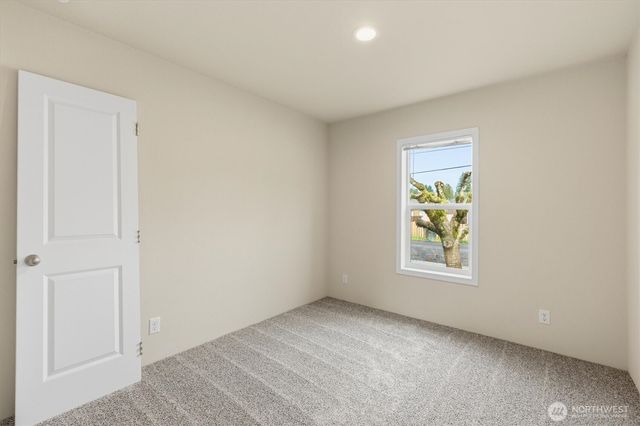 601 Helton Street, Castle Rock, WA 98611